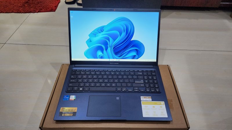 Asus Vivobook 15 i5 1335U 16/512 vân tay BH 9/25