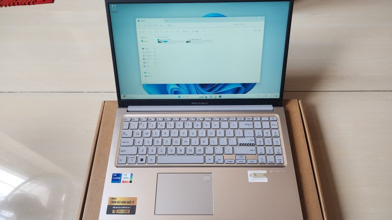 Asus Vivobook 15 i7 1355U 16/512 FHD BH 11/25
