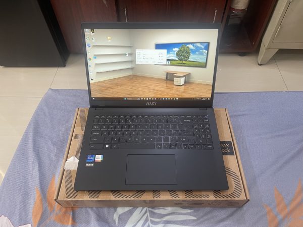 MSI Modern 15 i7 1255U 16/512 BH 9/25